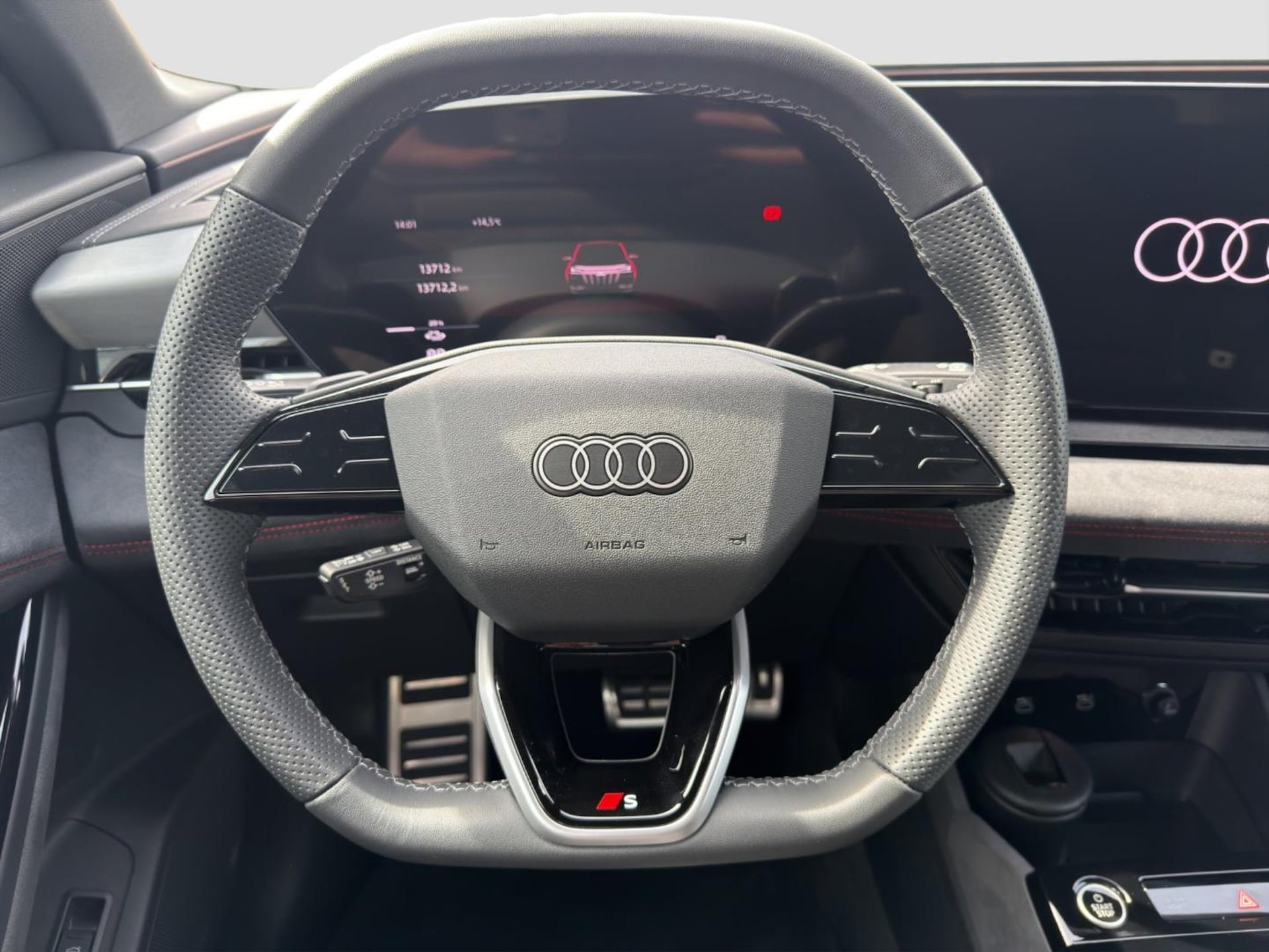Audi Q6 SUV e-tron