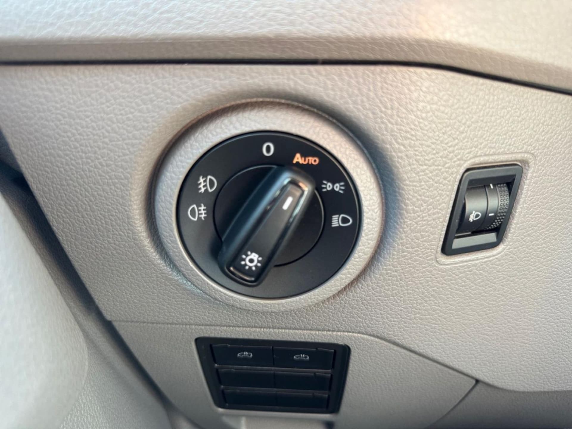Volkswagen Crafter Kasten langer Radstand