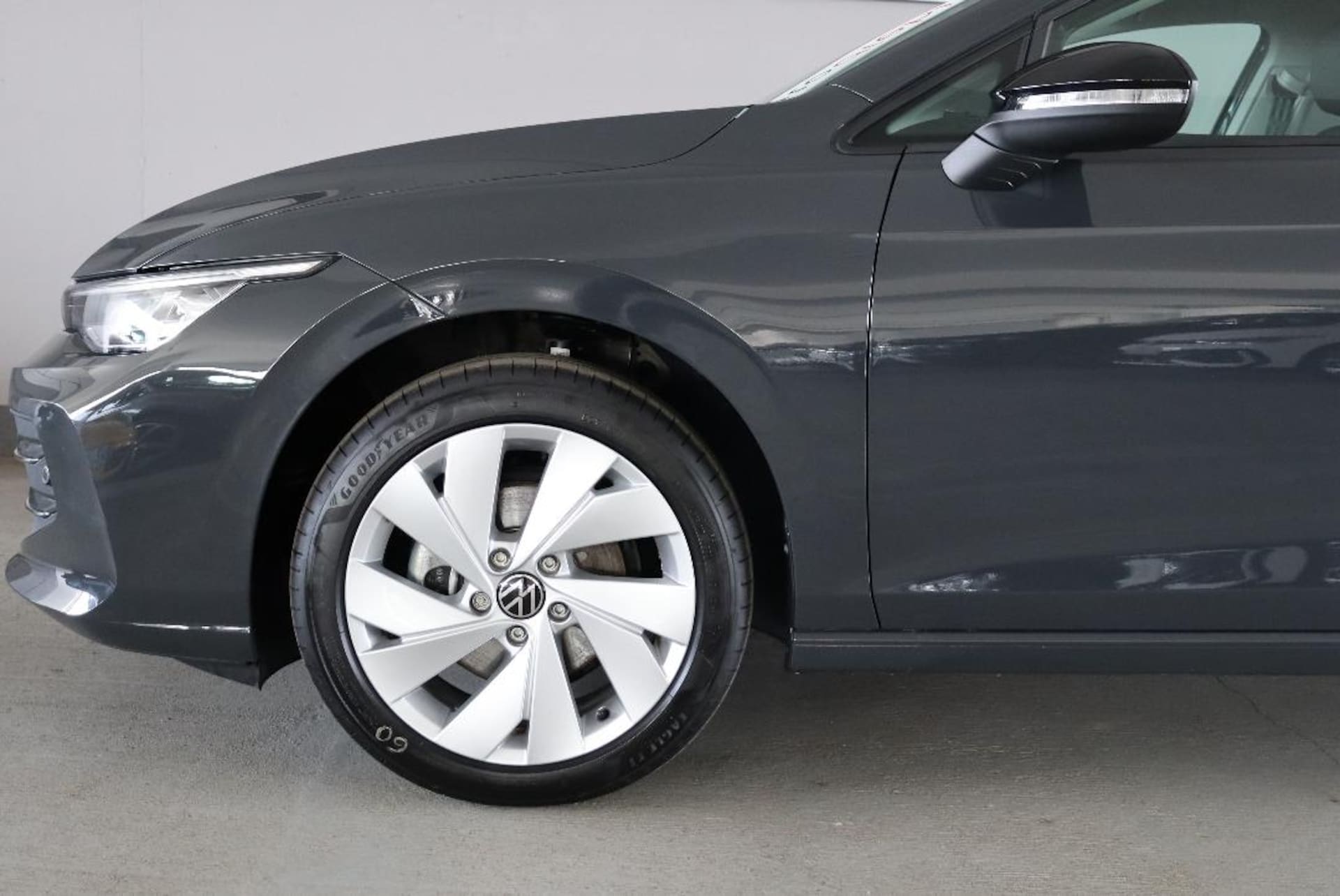 Volkswagen Golf Life