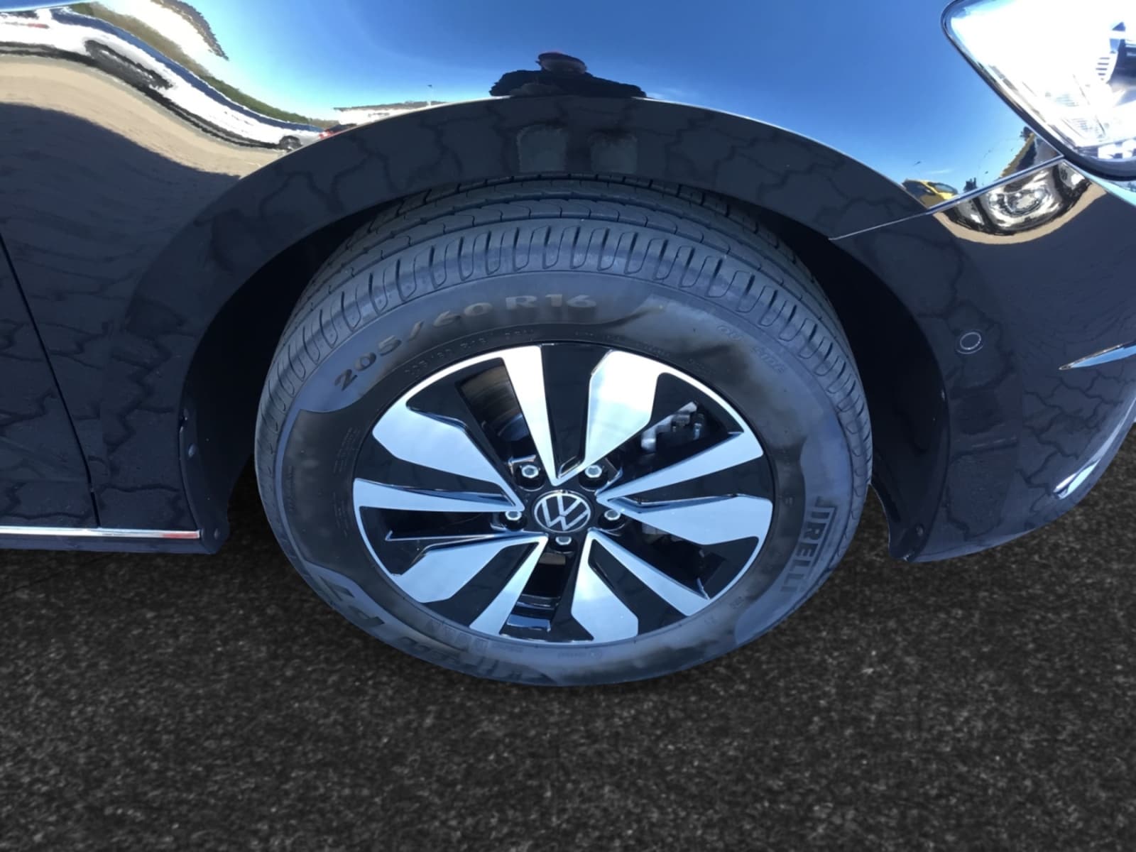 Volkswagen Touran – Bild 8