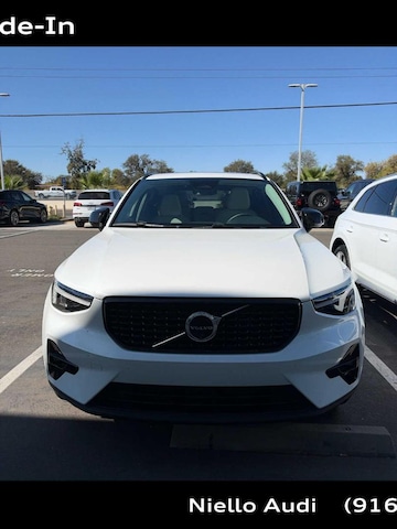 2026 Volvo XC40