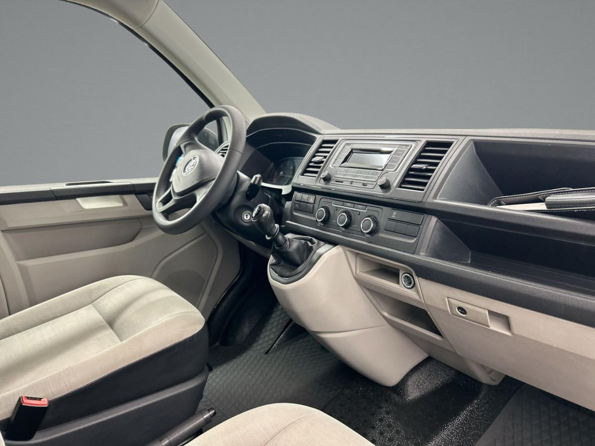 Volkswagen T6 Transporter Kasten kurzer Radstand