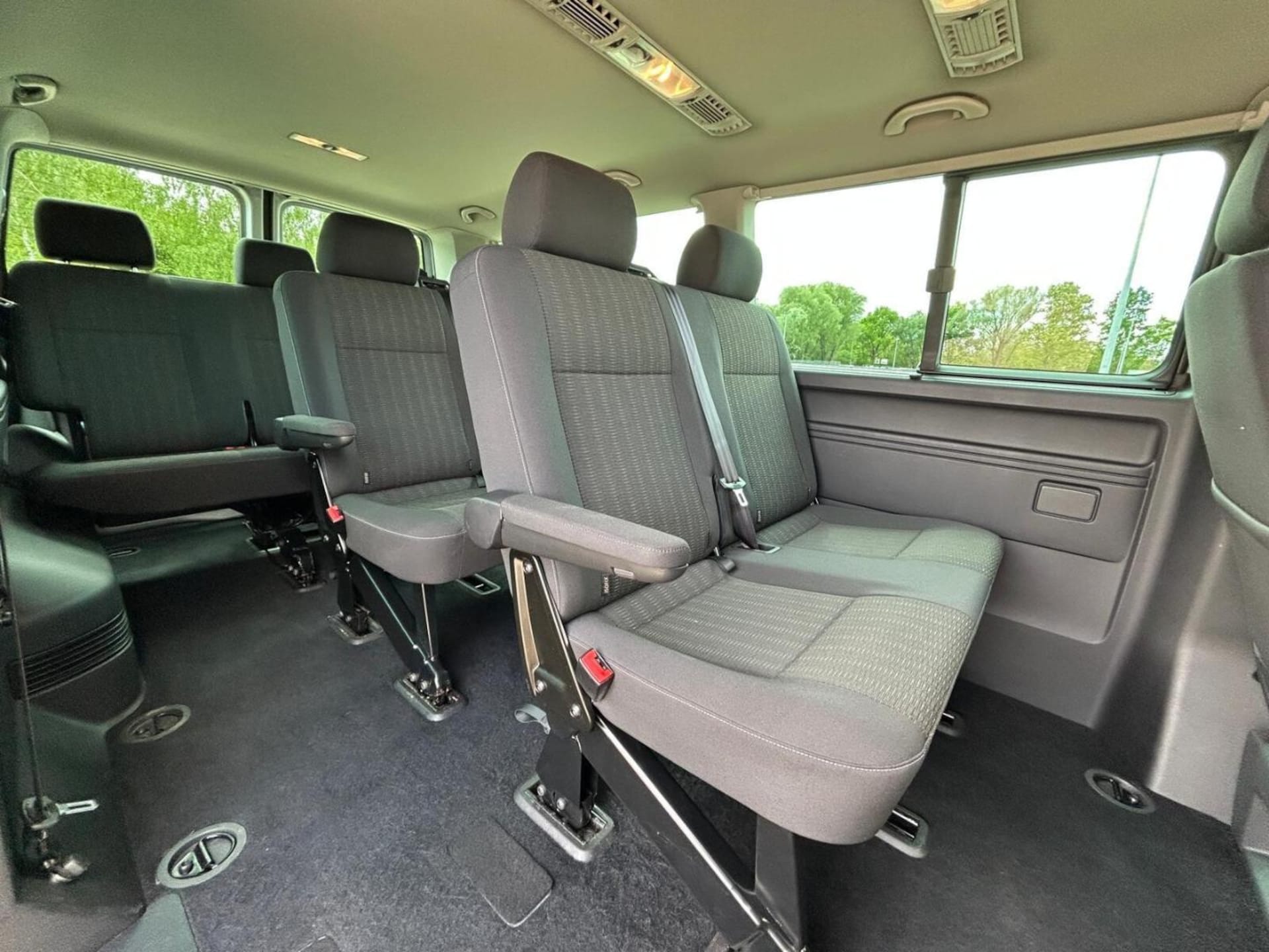 Volkswagen Caravelle 6 długi rozstaw osi Comfortline