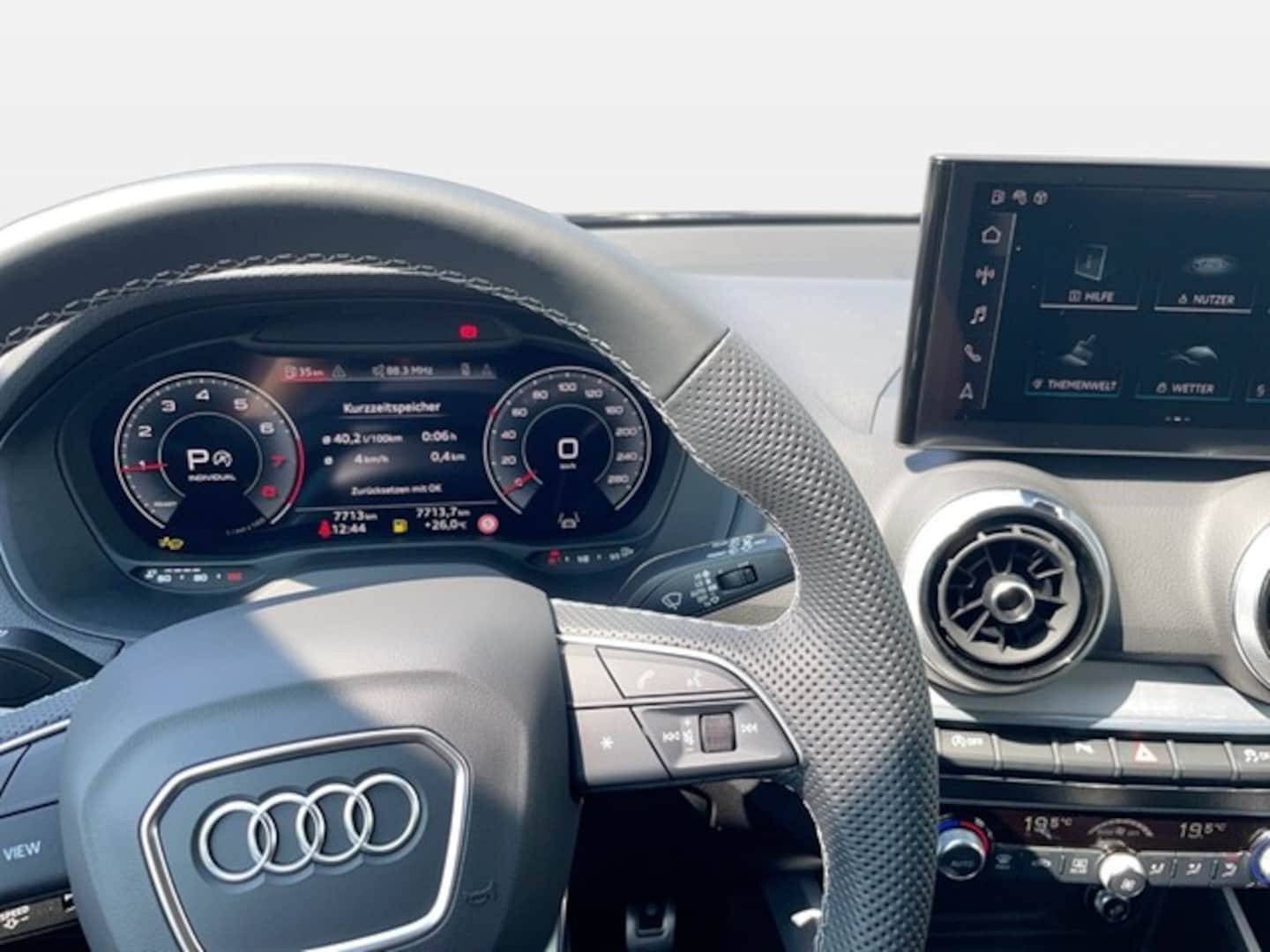 Bild über Audi Q2 advanced 35 TFSI S tronic - für weitere Informationen kontaktieren Sie den Audi Partner
