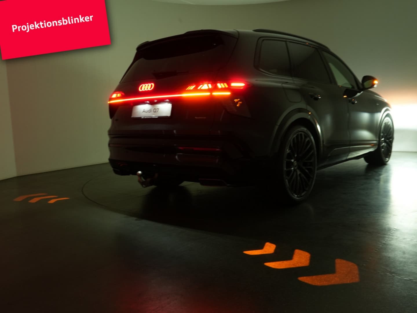 Bild über Audi Q7 SUV TDI quattro 220 kW tiptronic - für weitere Informationen kontaktieren Sie den Audi Partner