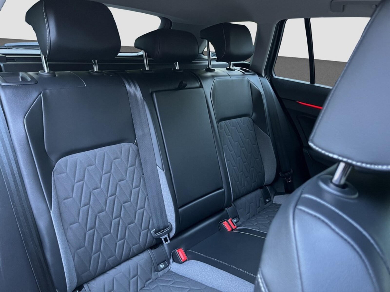 Volkswagen Golf Variant – Bild 11