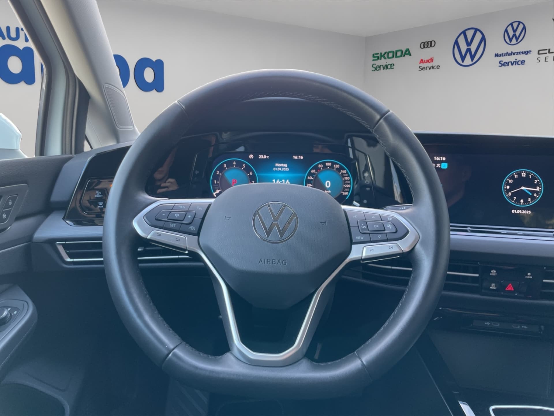 Volkswagen Golf Style