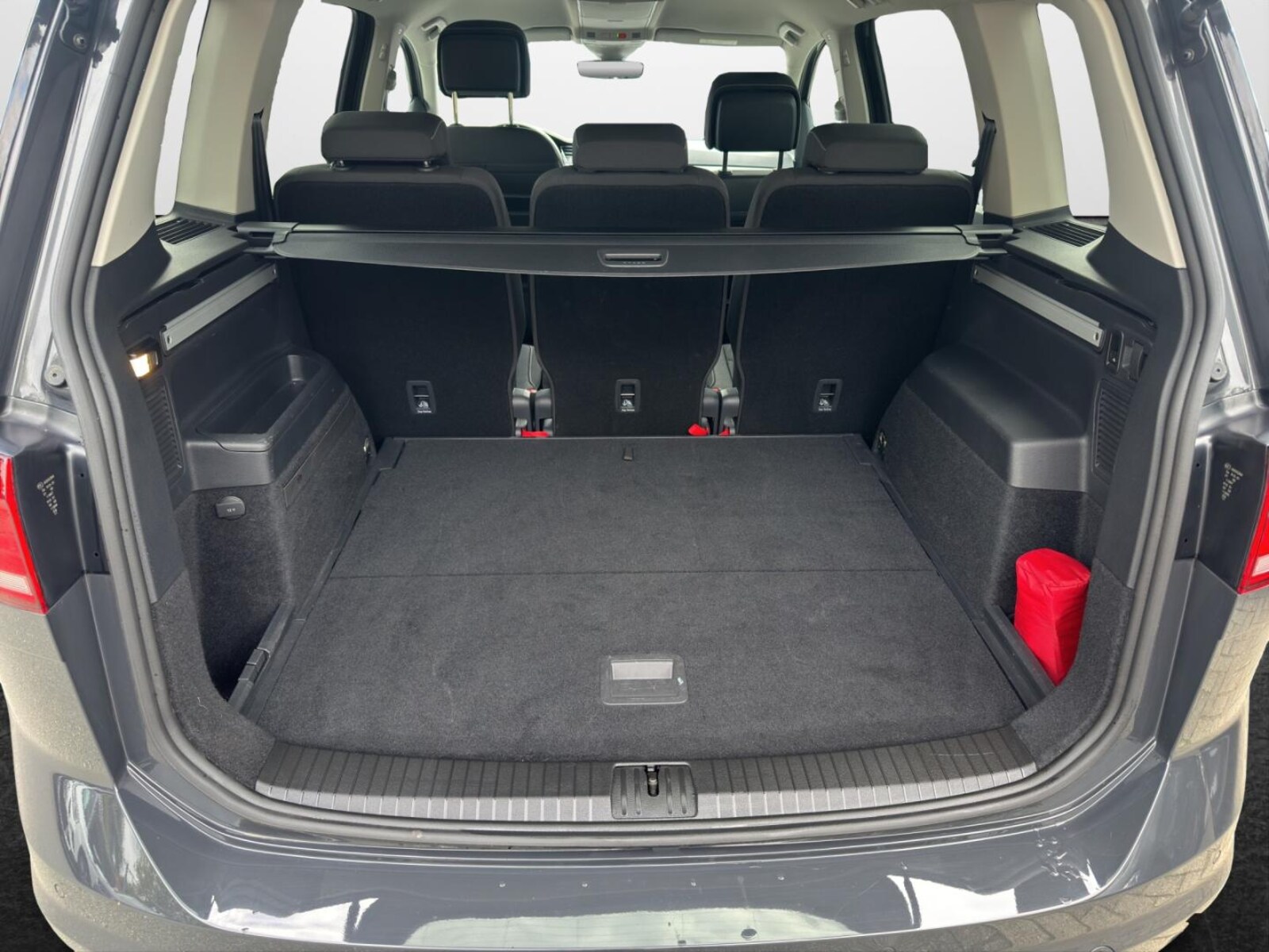 Volkswagen Touran – Bild 13