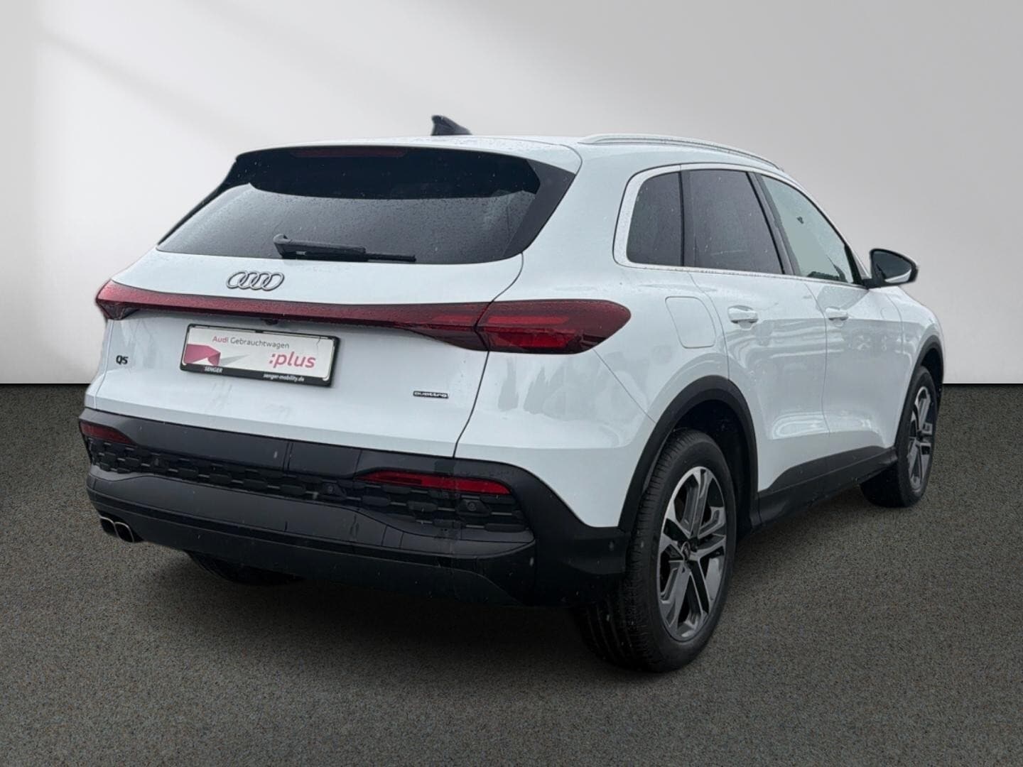 Bild über Audi Q5 SUV TDI quattro 150 kW S tronic - für weitere Informationen kontaktieren Sie den Audi Partner