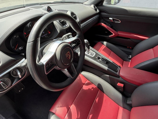 2025 Porsche 718 Boxster