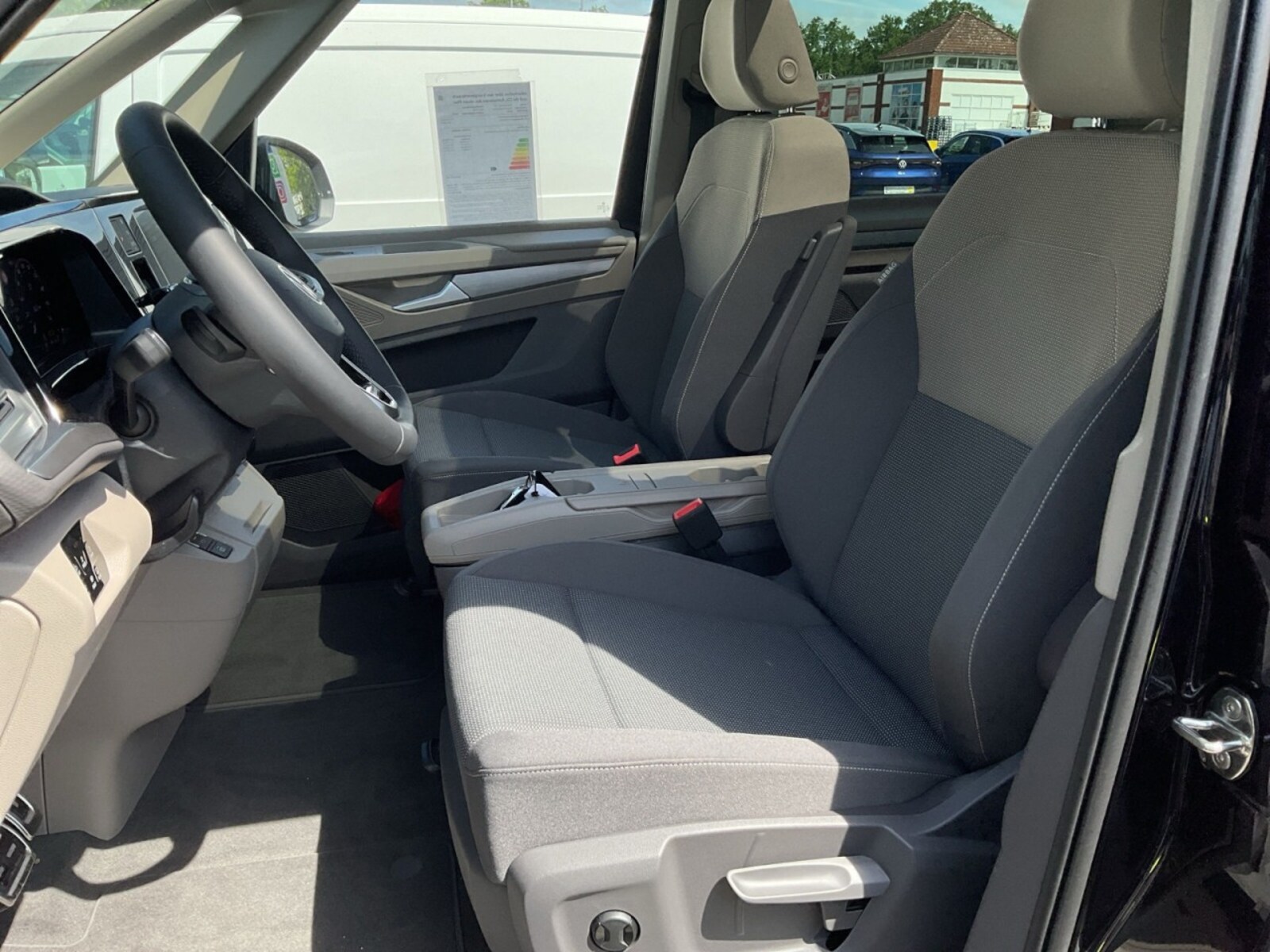 Volkswagen Multivan – Bild 11