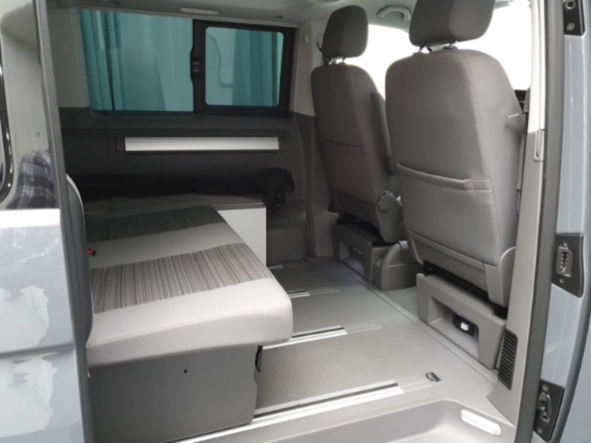 Volkswagen T6.1 California Beach