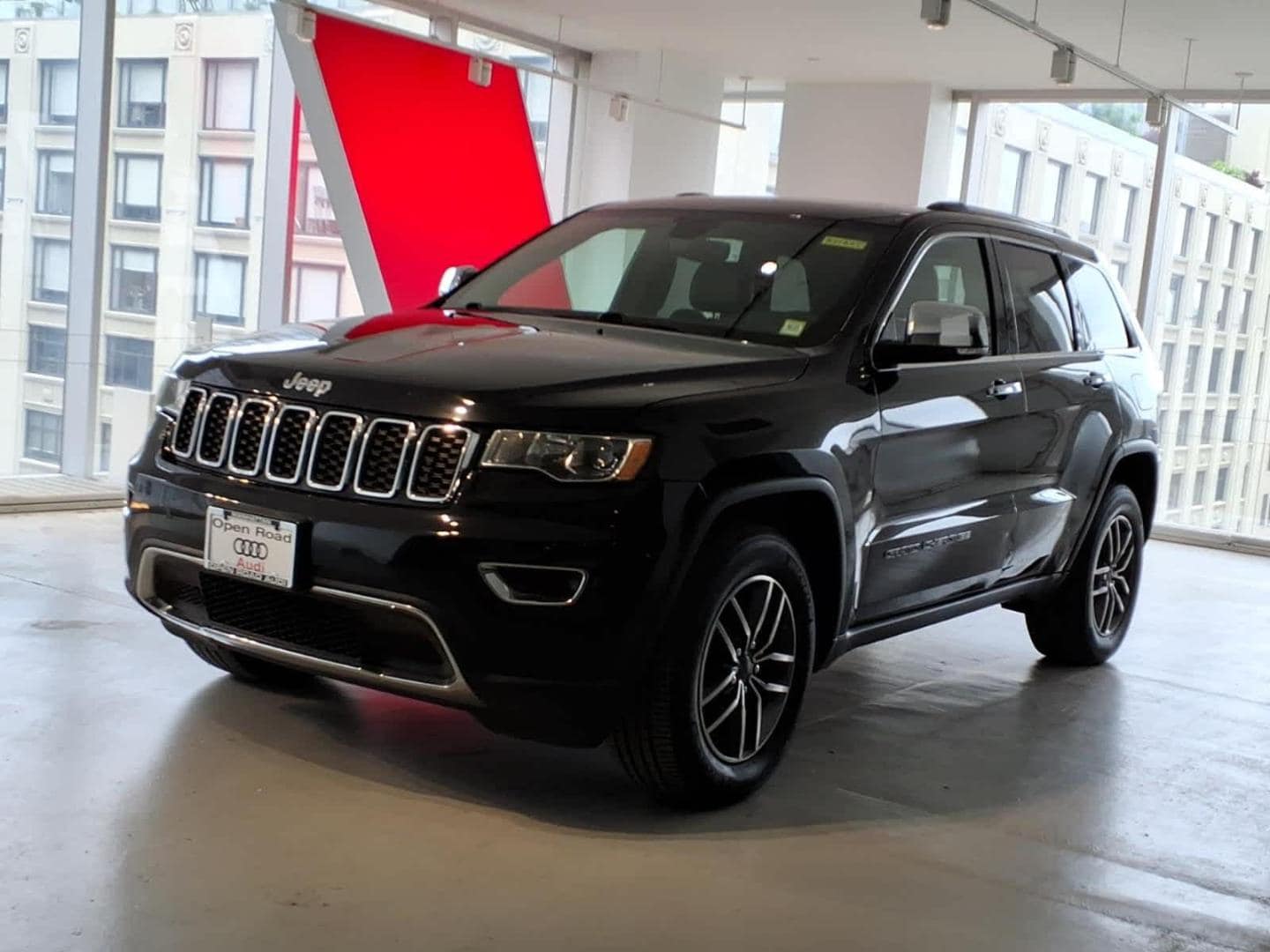 2019 Jeep Grand Cherokee Limited 4WD's photo