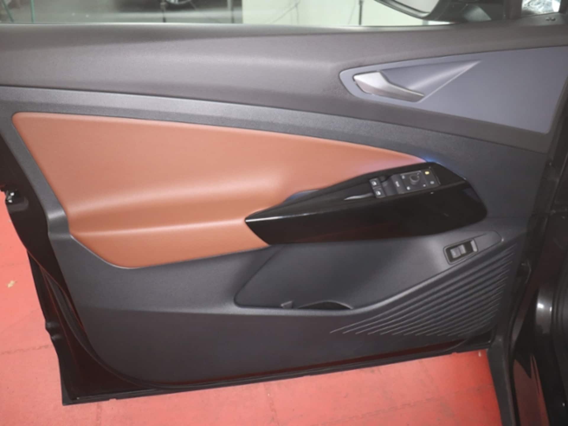 Volkswagen ID.4 1st Max