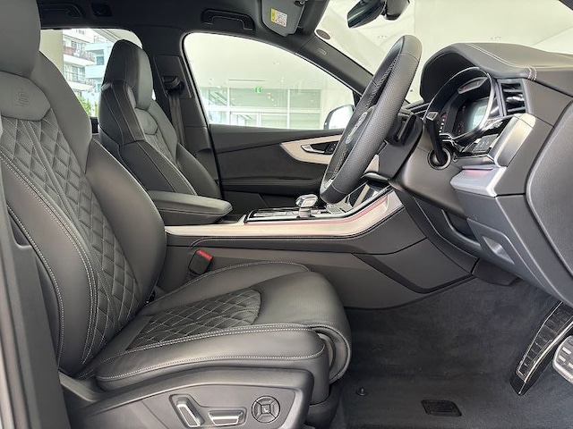 Audi Q7 SUV 50 TDI quattro S line 200(272) kW(PS) tiptronic for more details contact your dealer