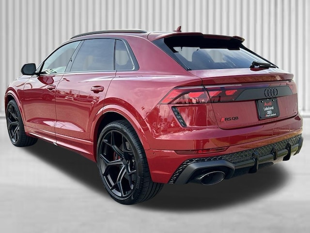 2026 Audi RS Q8 SUV performance