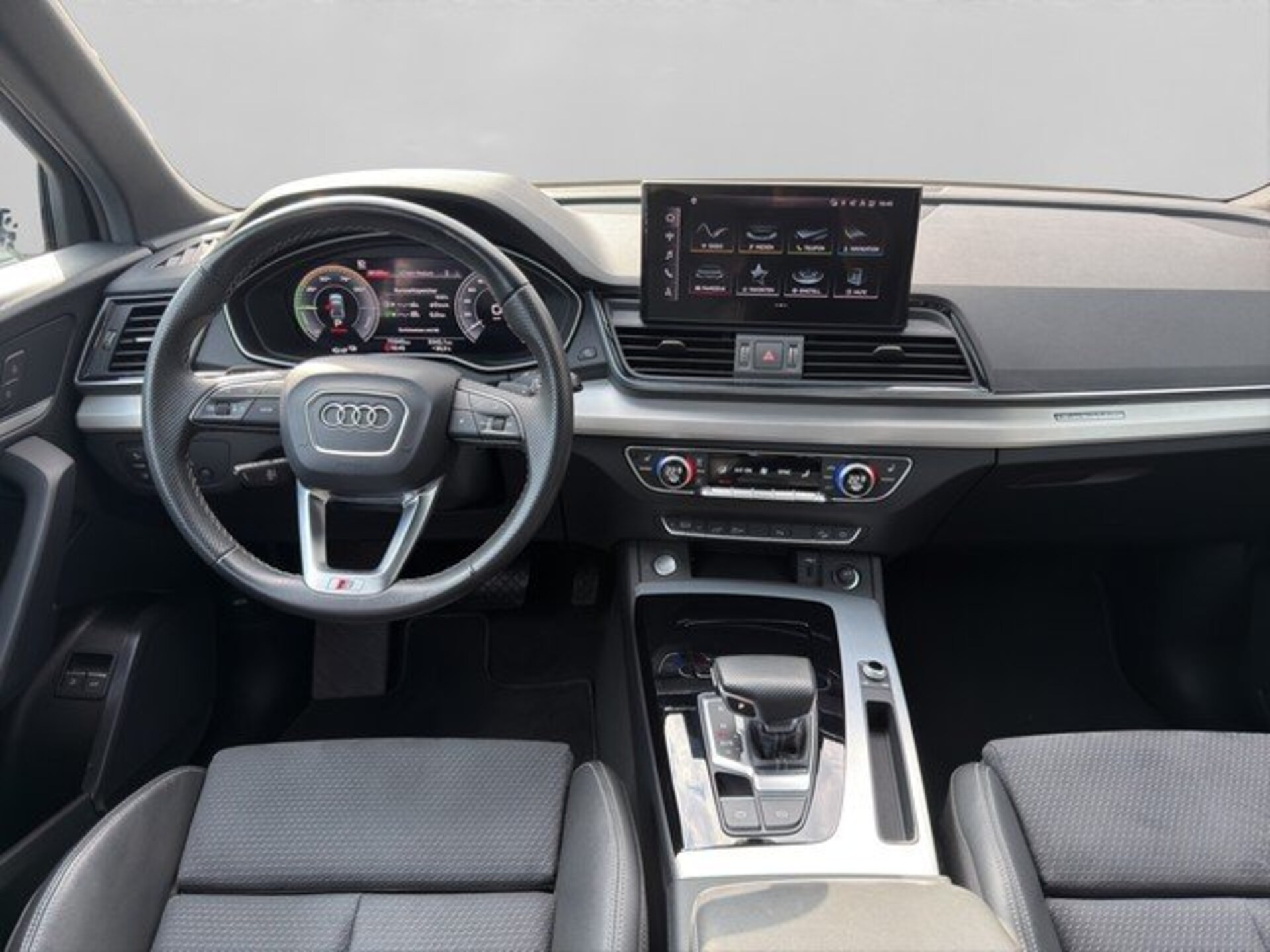 Audi Q5 TFSI e S line