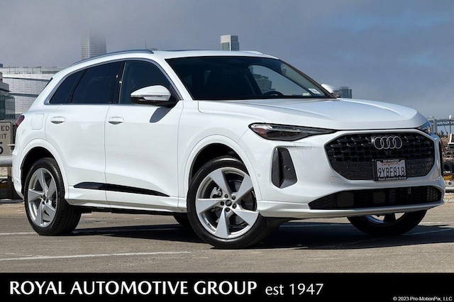 Photo of 2025 Audi Q5