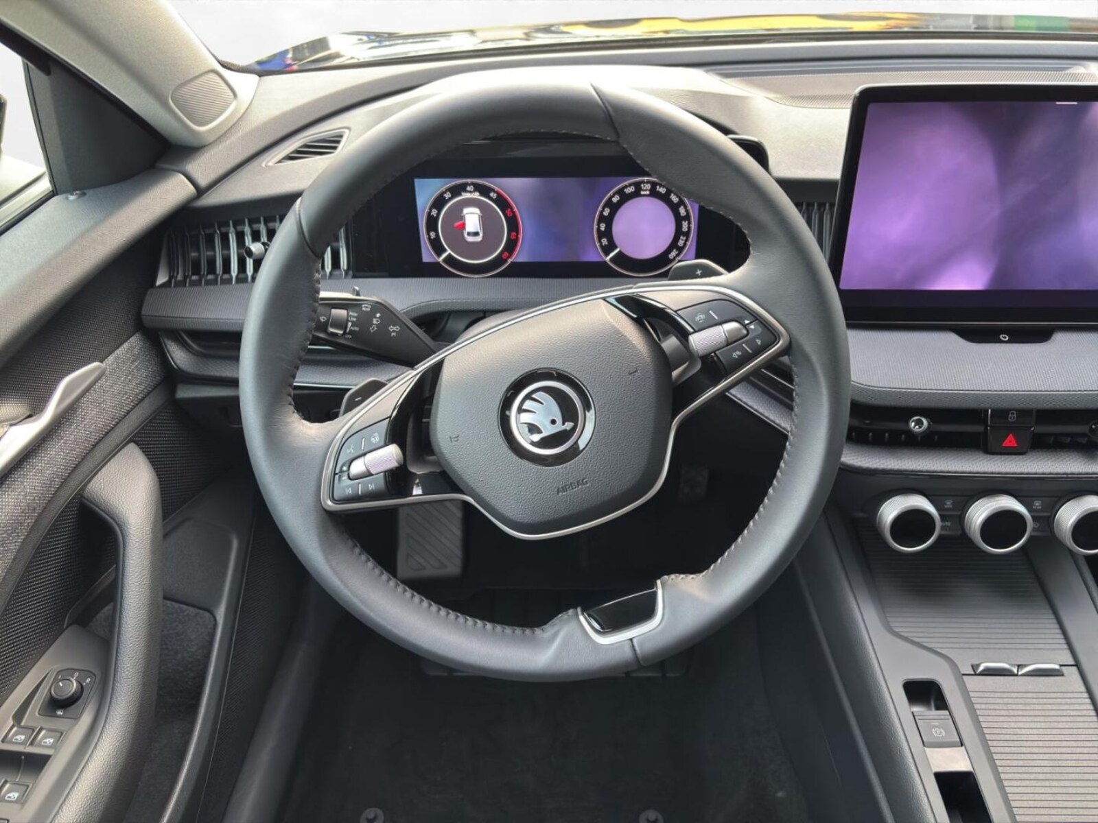 Škoda Superb Combi – Bild 9