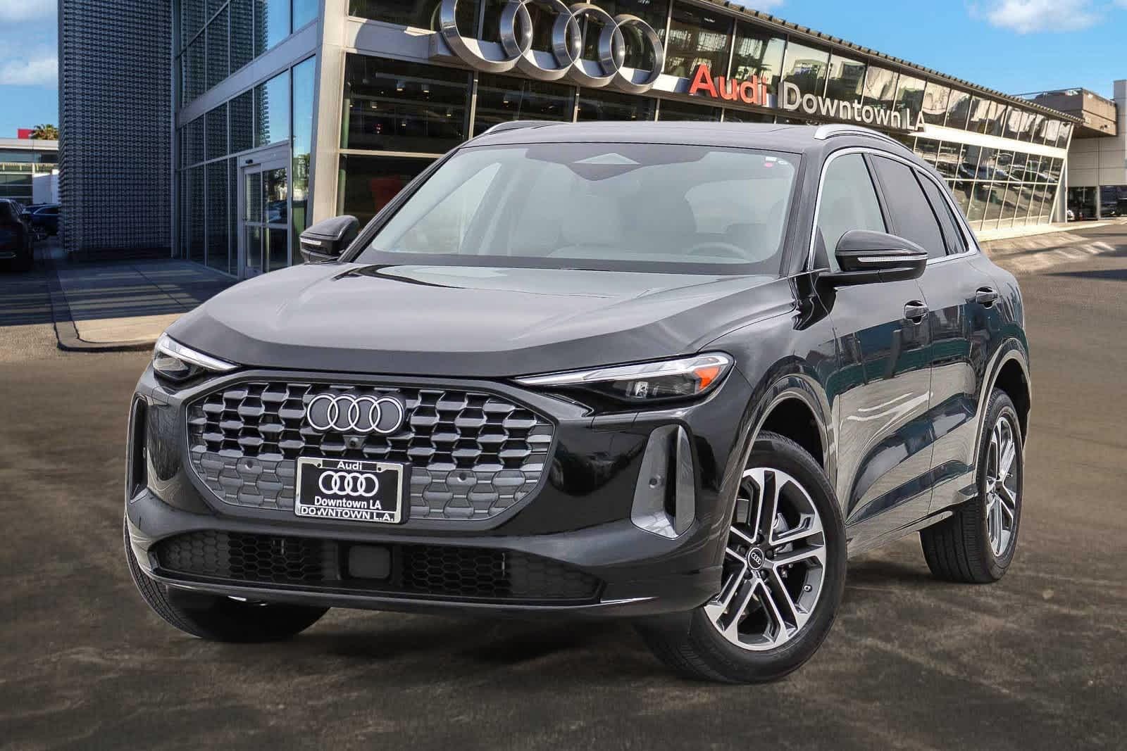 2025 Audi Q5 40 Premium's photo