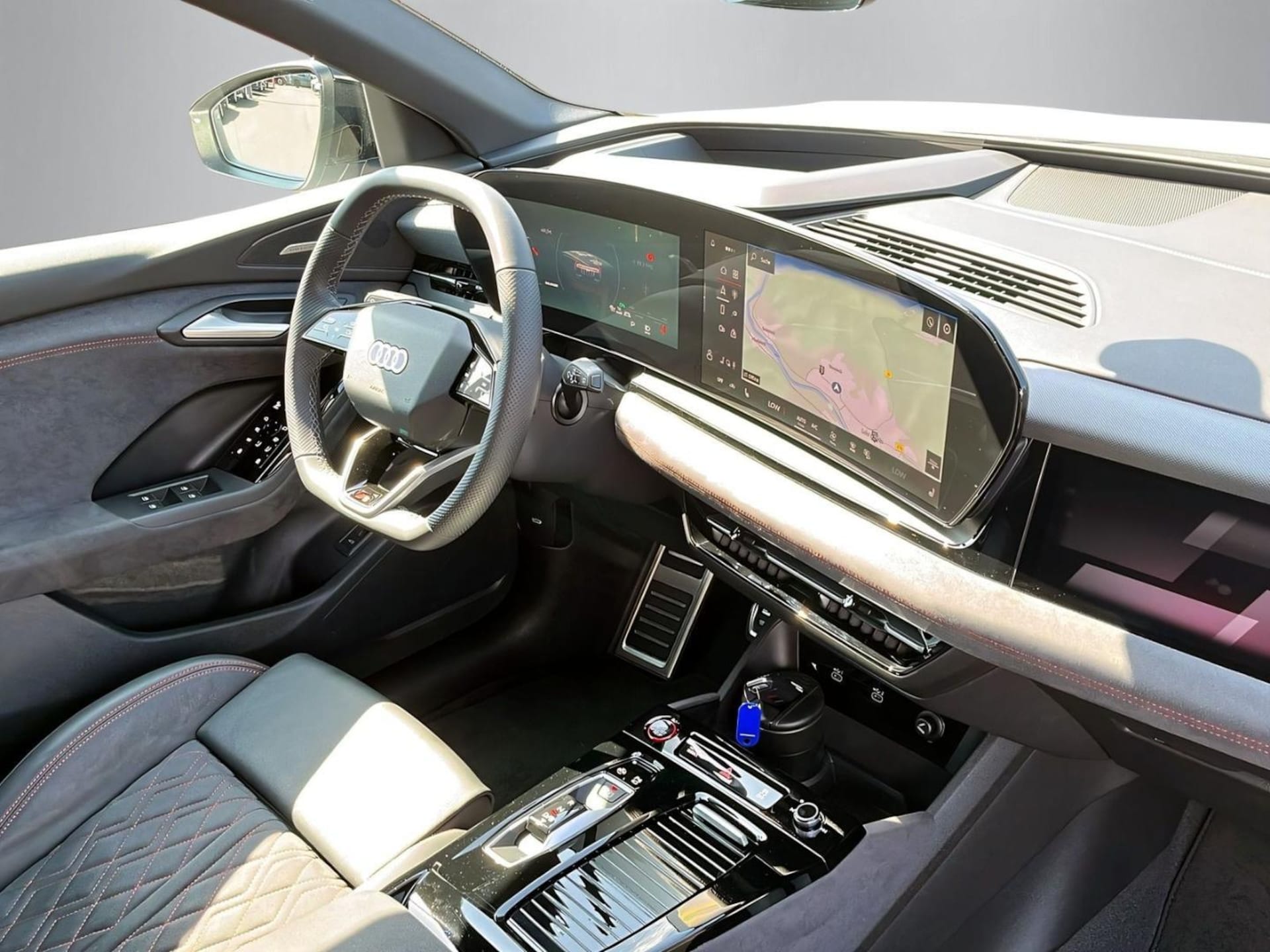 Audi SQ6 SUV e-tron
