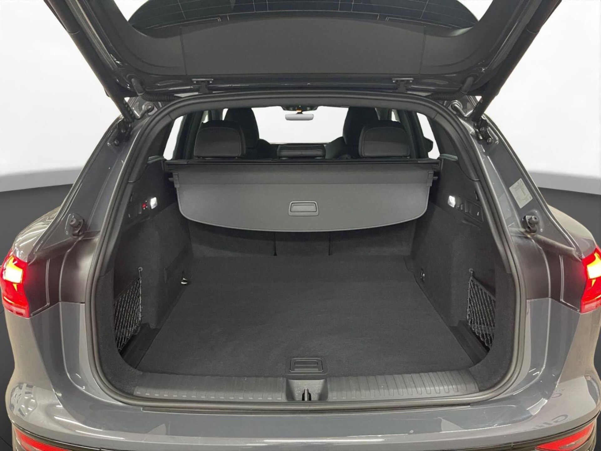 Audi Q6 SUV e-tron
