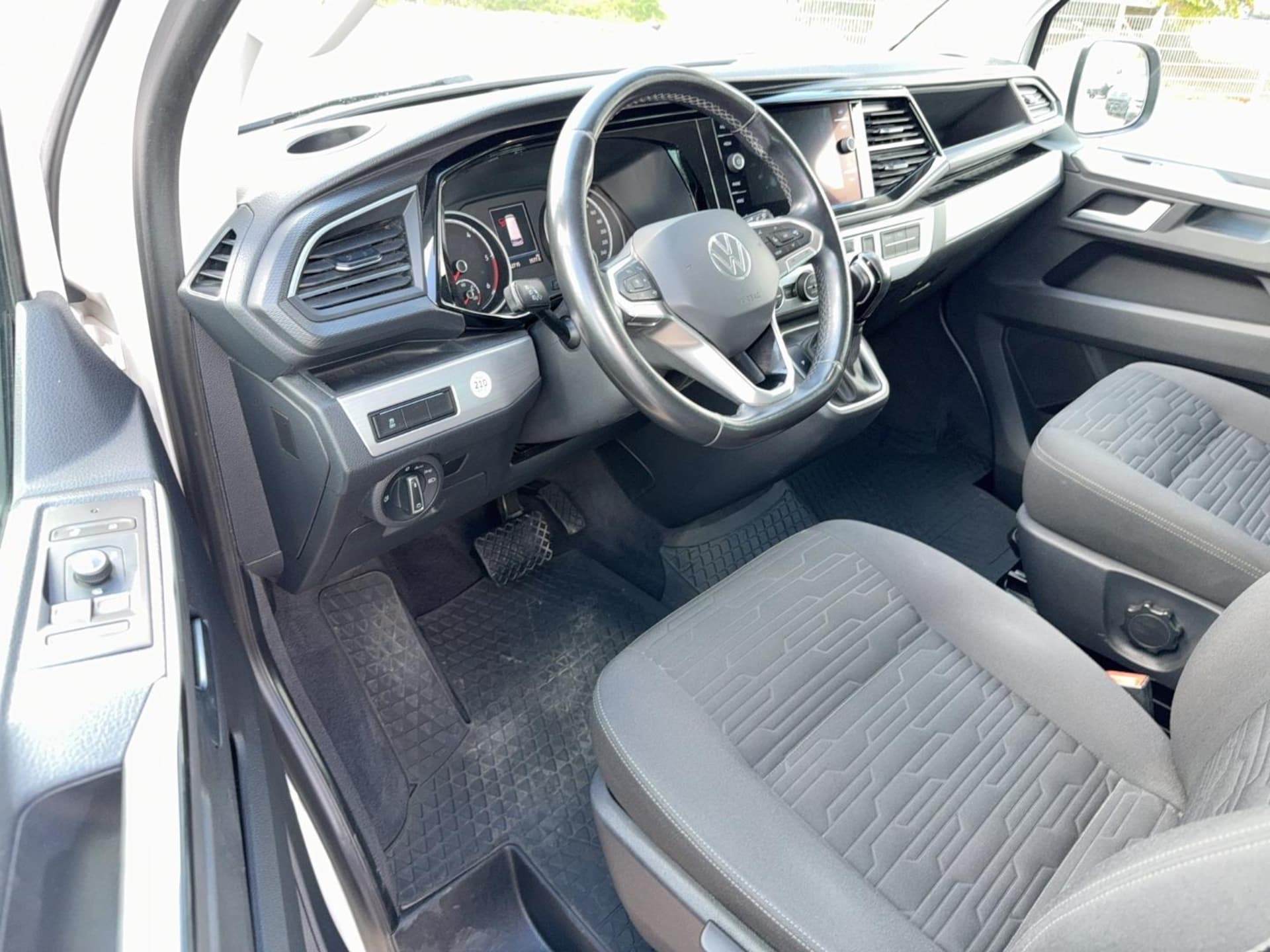 Volkswagen T6.1 Multivan Comfortline