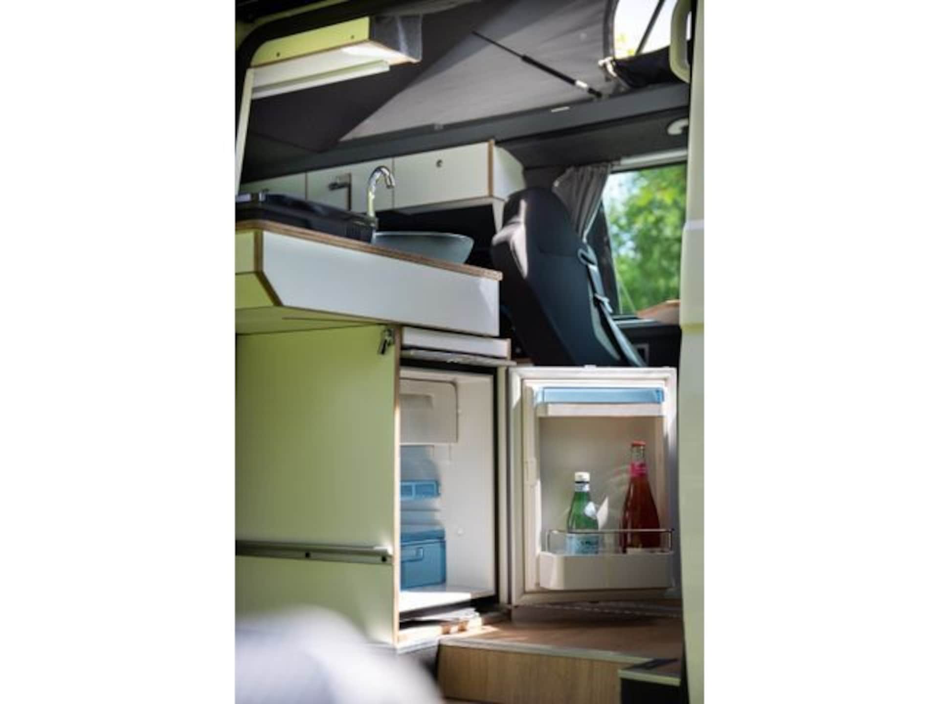 Volkswagen T6.1 Transporter Kombi langer Radstand