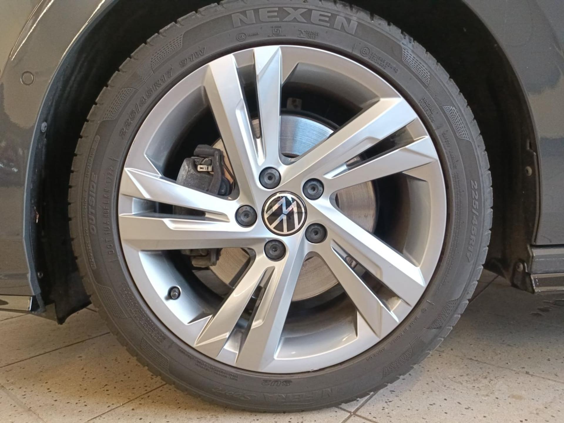 Volkswagen Golf Variant R-Line