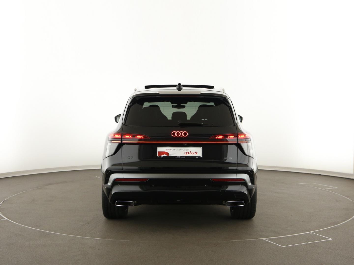 Bild über Audi Q7 SUV TDI quattro 220 kW tiptronic - für weitere Informationen kontaktieren Sie den Audi Partner