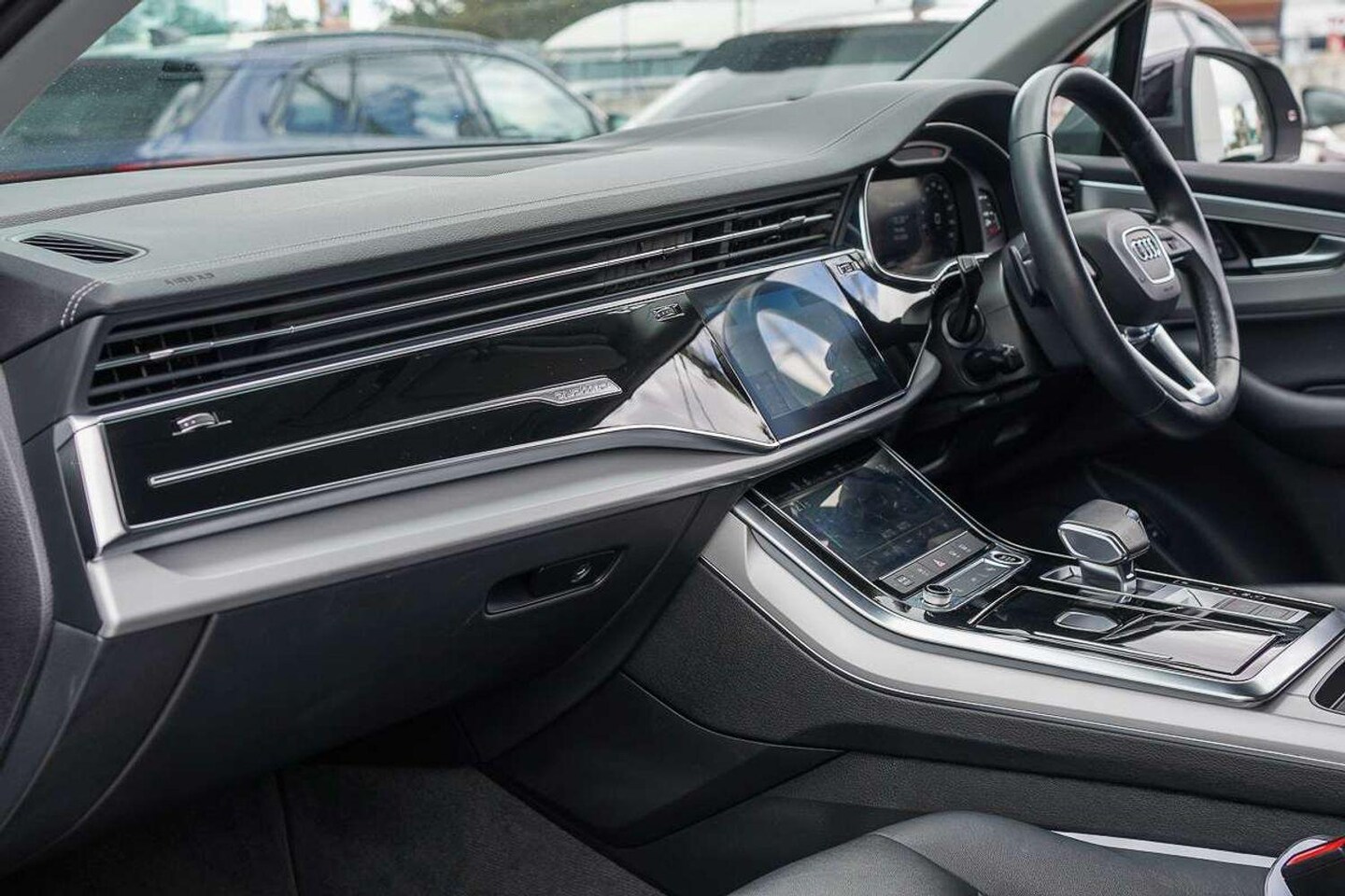 Image about Audi Q7 45 TDI quattro tiptronic
