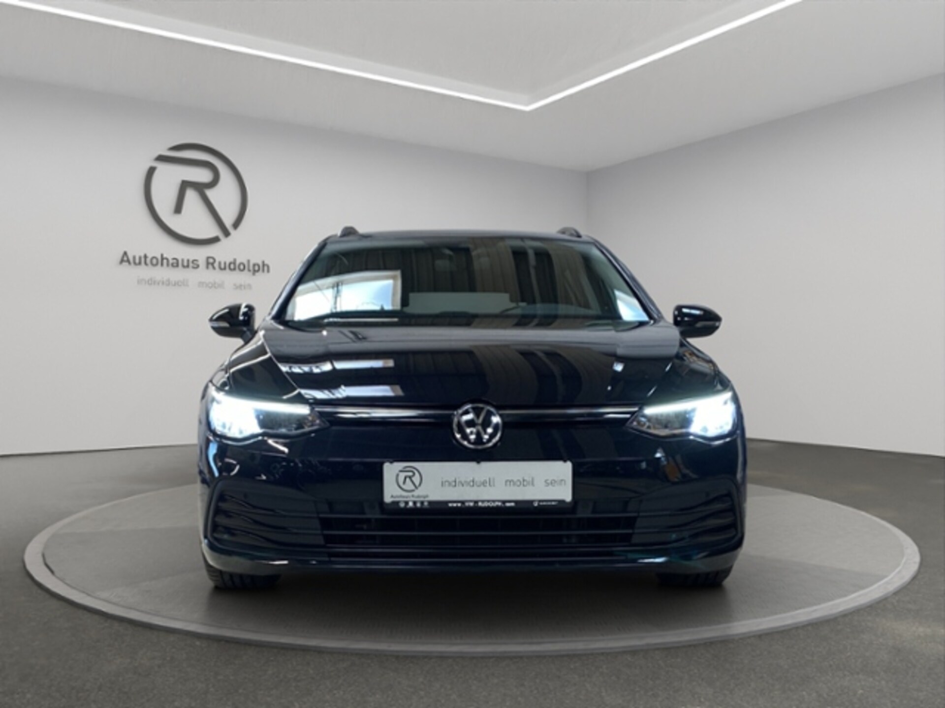 Volkswagen Golf Variant Life
