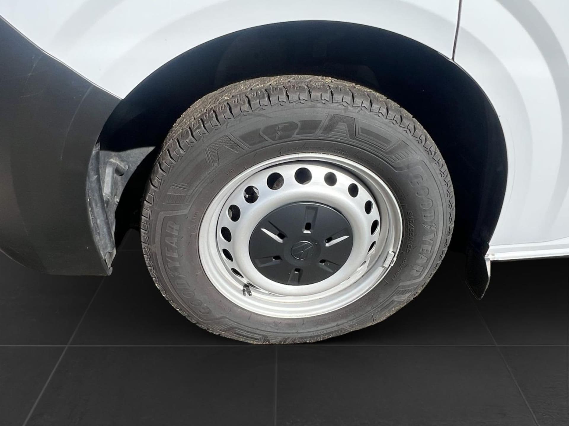 Volkswagen Transporter Kasten langer Radstand