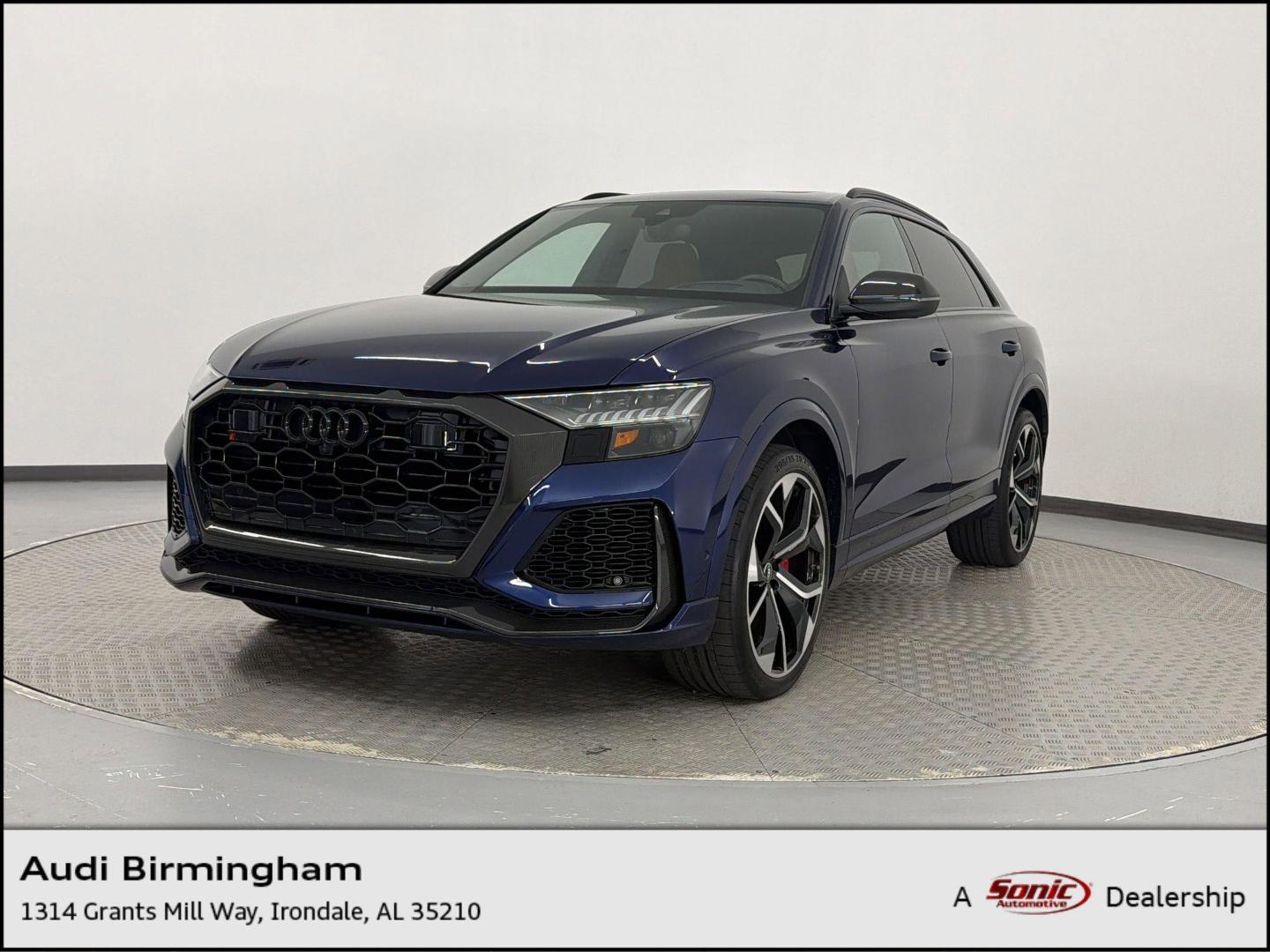 2021 Audi RS Q8 -'s photo