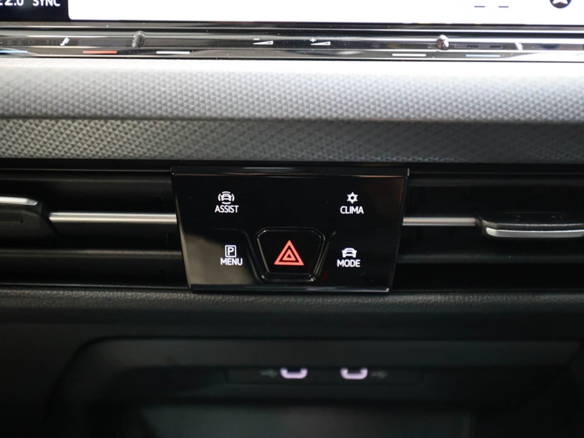 Volkswagen Golf Active