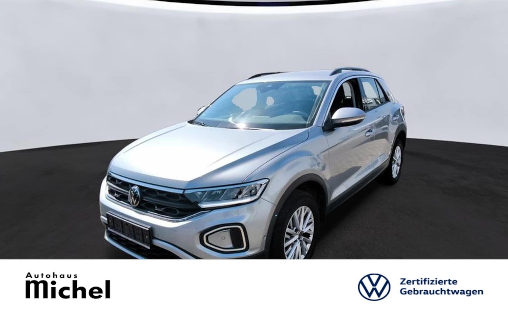 Volkswagen T-Roc 2022 — T-Roc TSI Life LED Navi Sitzheizung