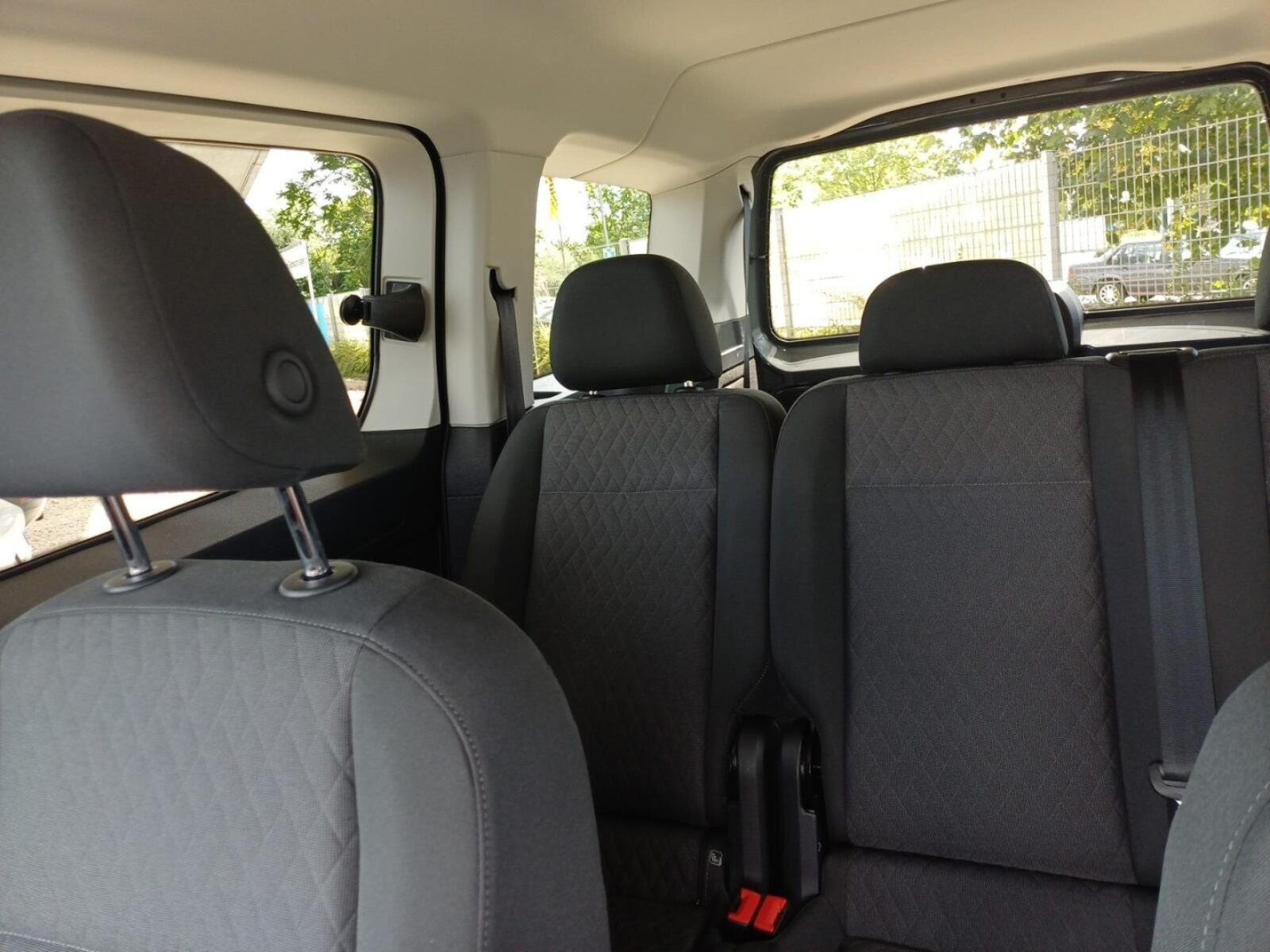 Volkswagen Caddy Maxi – Bild 14