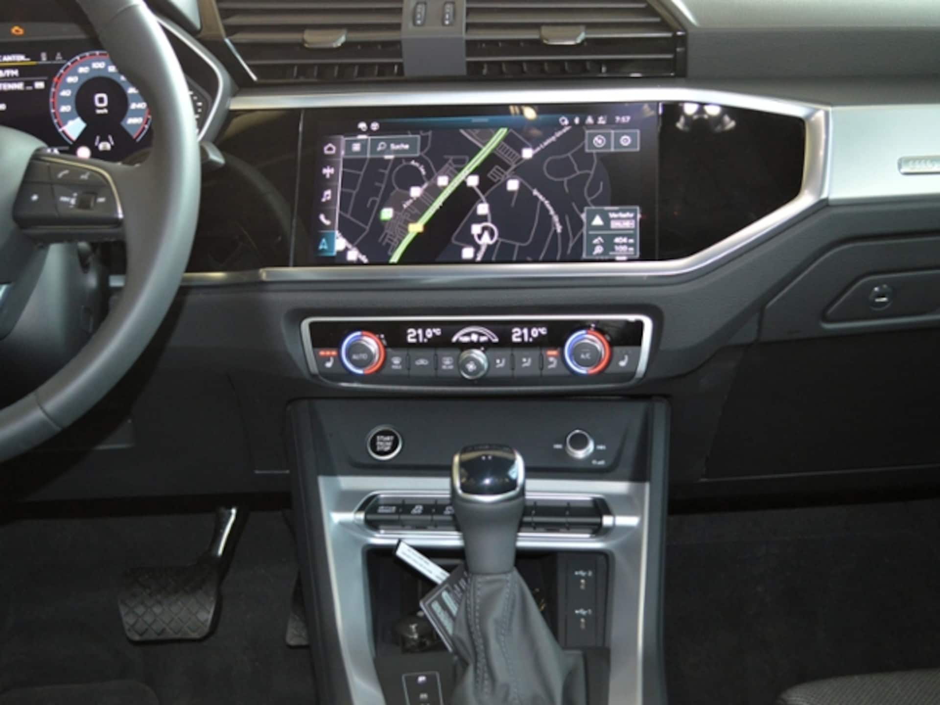 Audi Q3 Sportback S line
