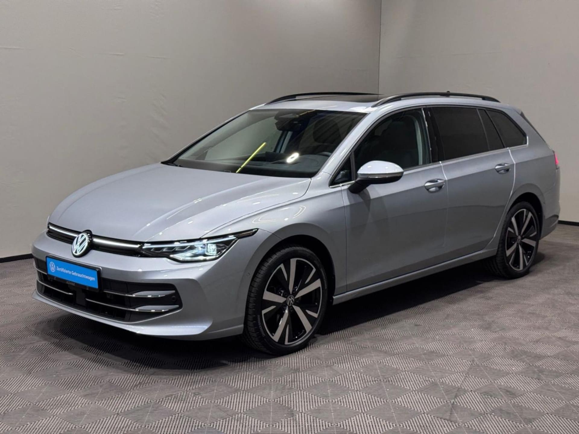 Volkswagen Golf Variant Style