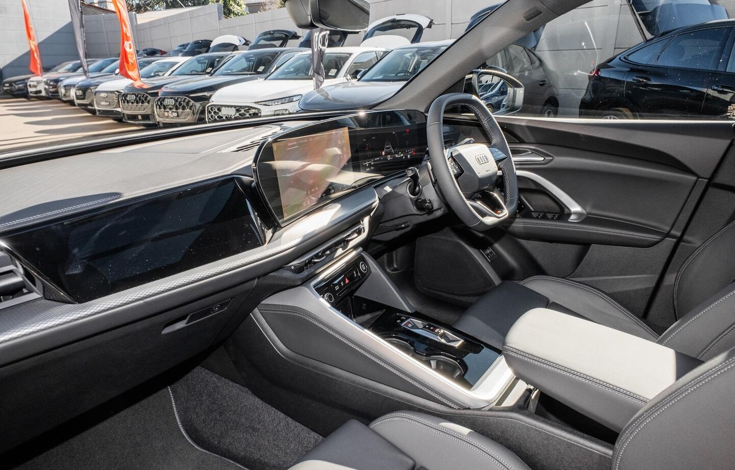 Image about Audi Q5 SUV e-hybrid quattro S tronic