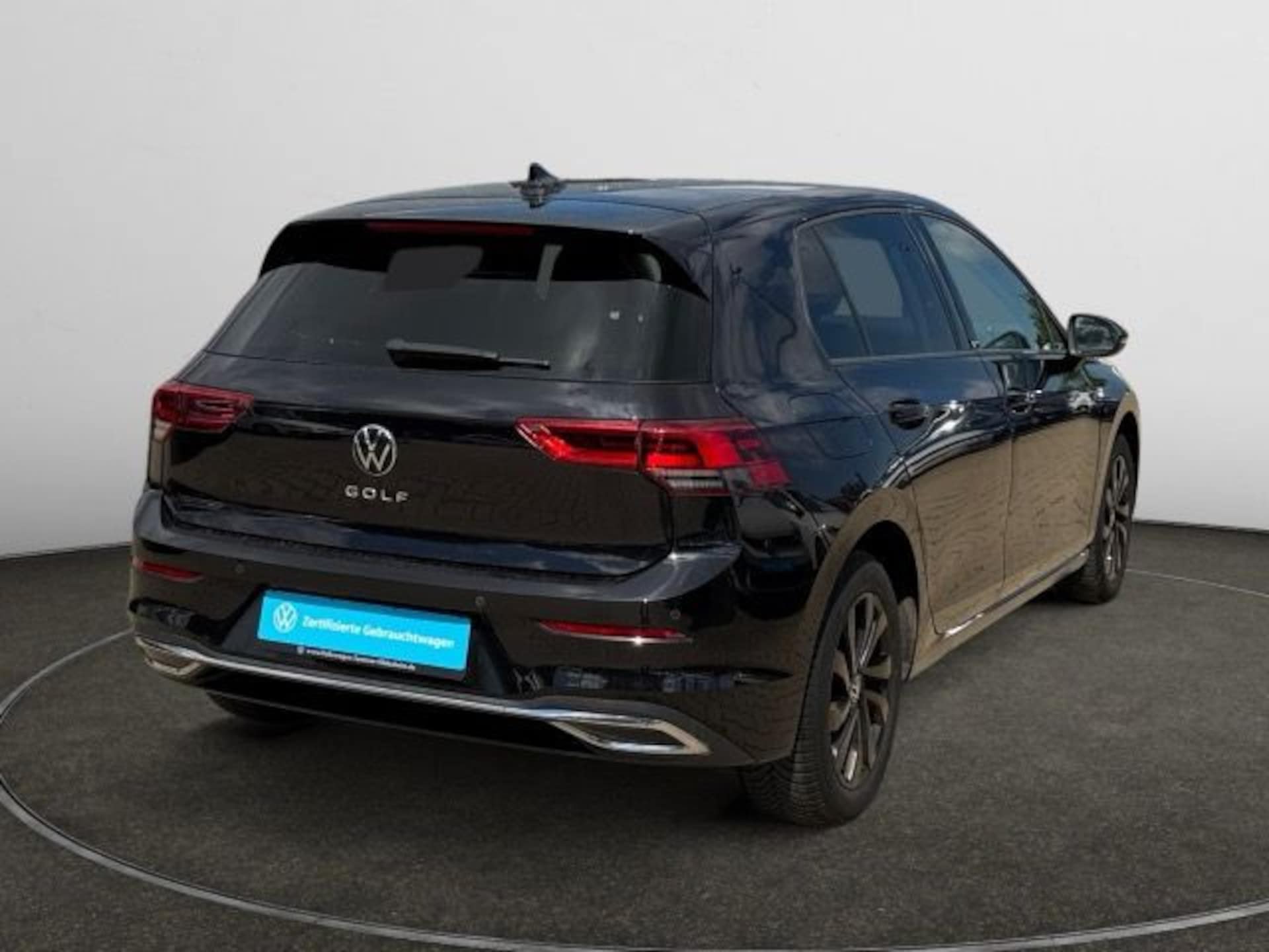 Volkswagen Golf Life