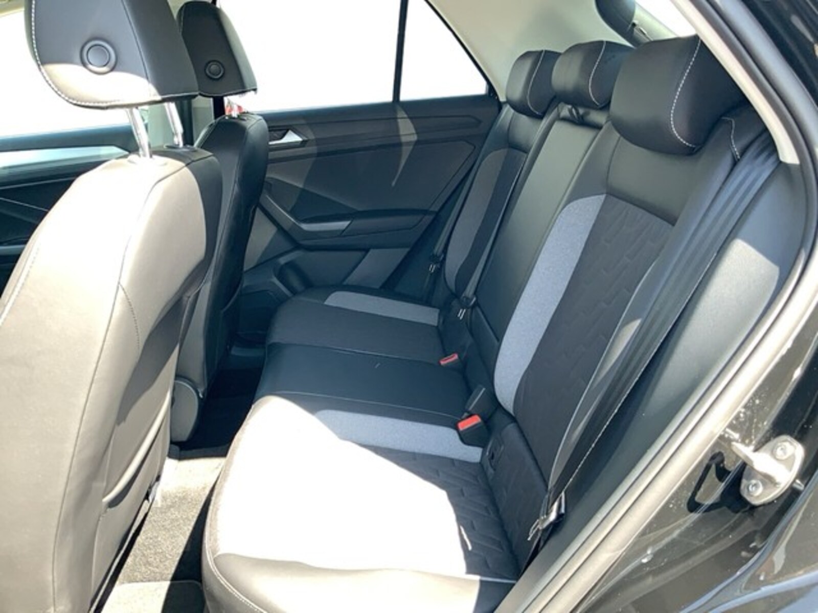 Volkswagen T-Roc – Bild 11
