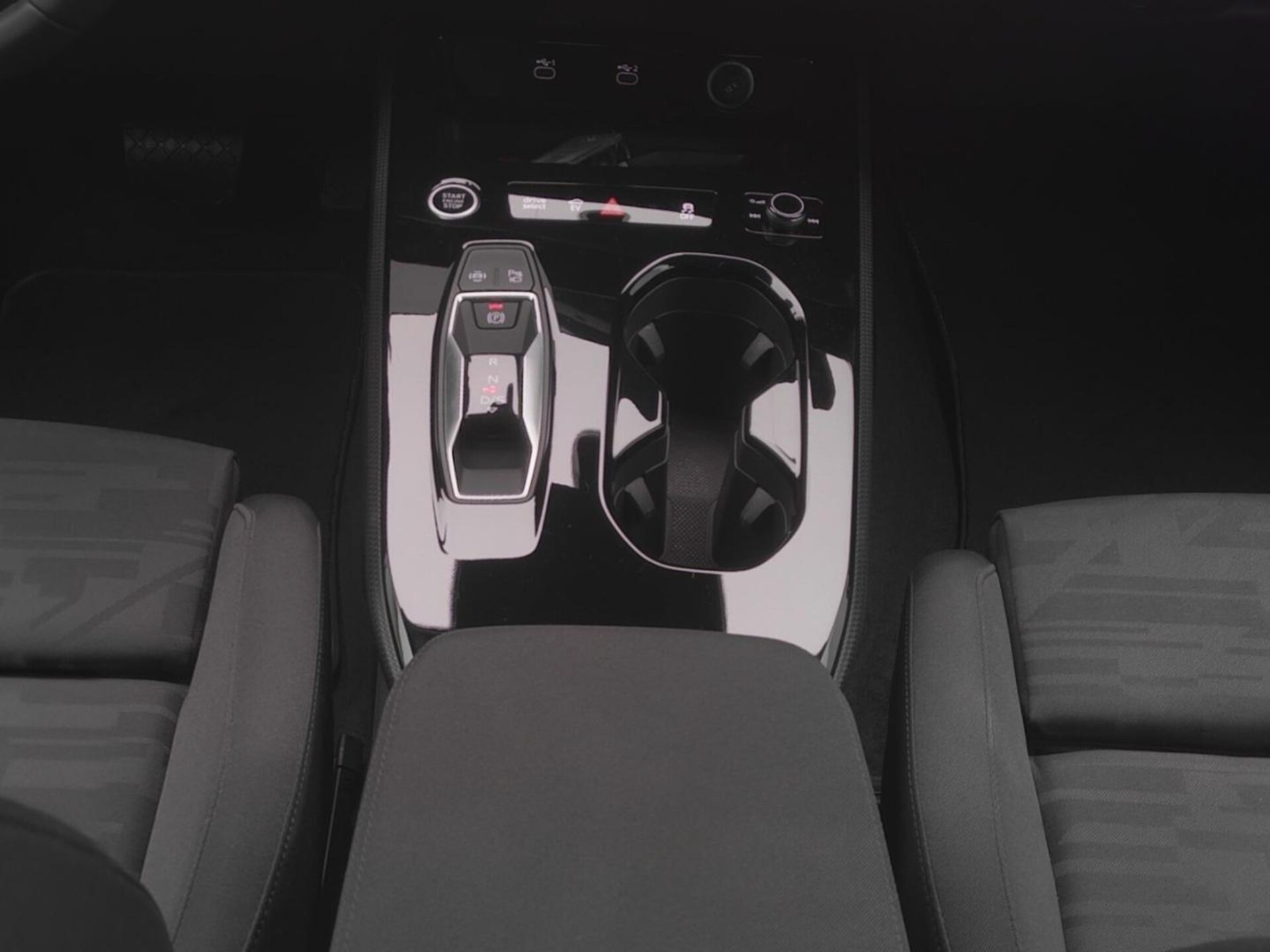 Audi A5 Limousine e-hybrid edition one