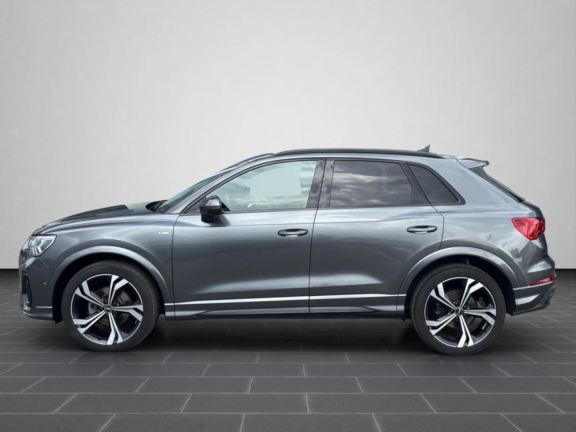 Audi Q3 SUV S line