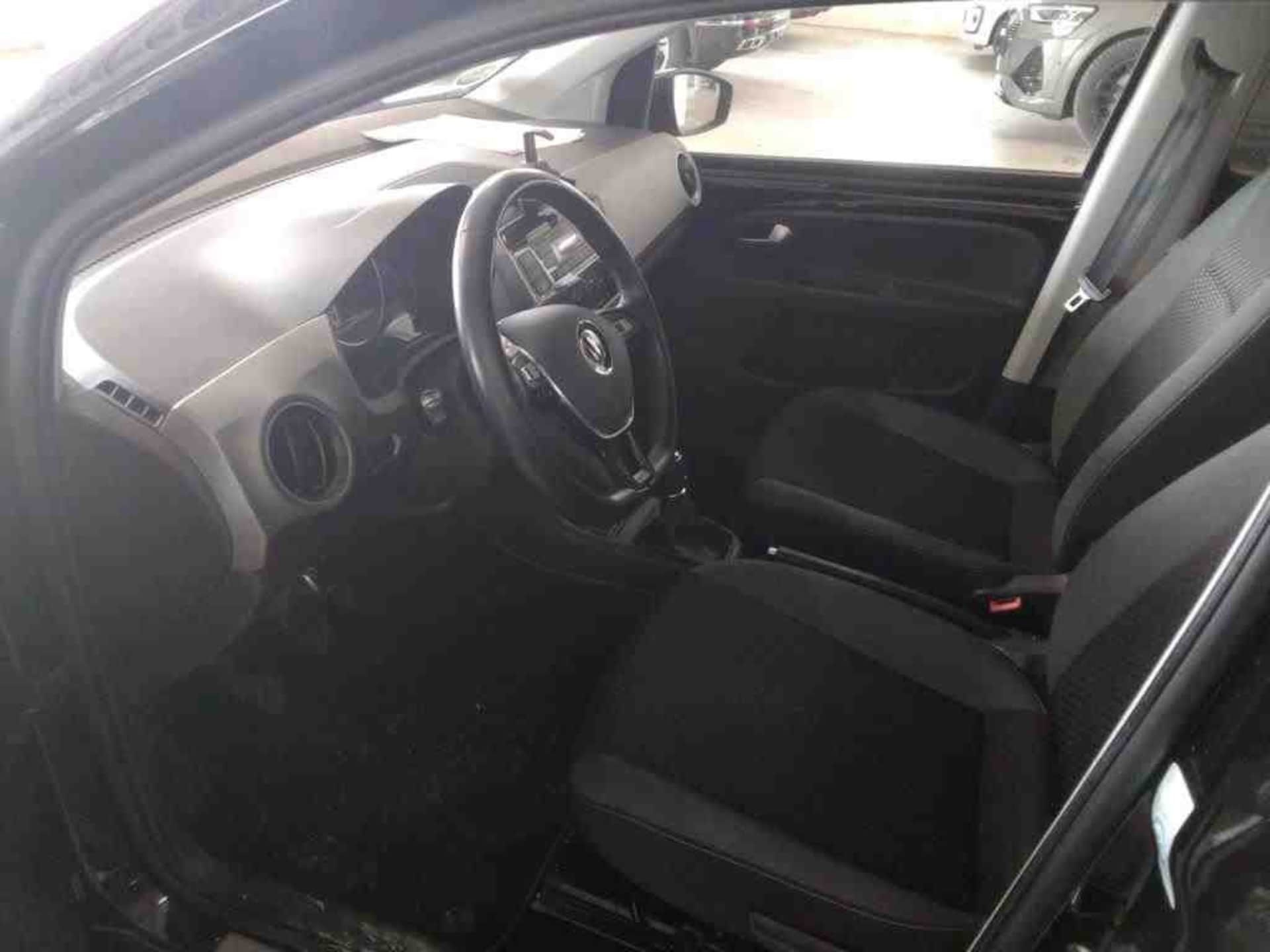 Volkswagen up! ACTIVE