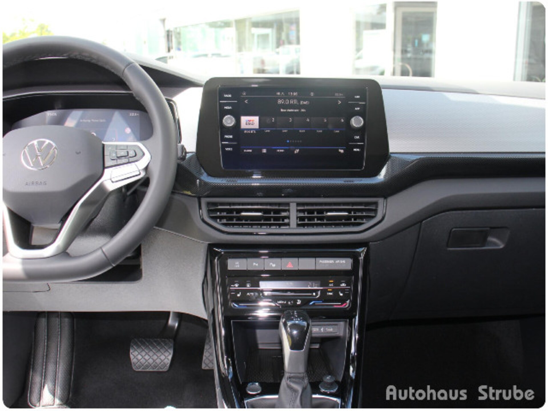 Volkswagen T-Cross Life