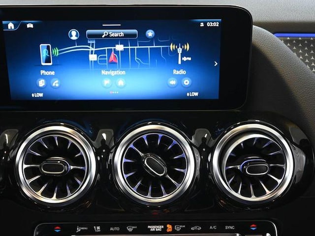 2025 Mercedes-Benz GLA 250