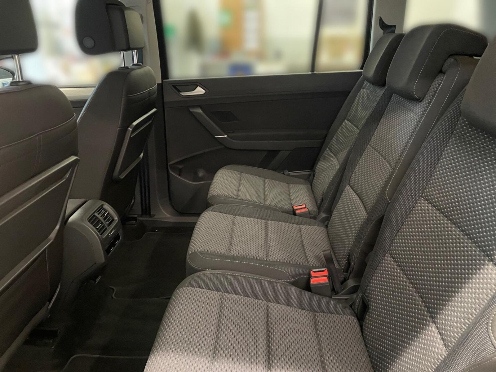 Volkswagen Touran – Bild 14