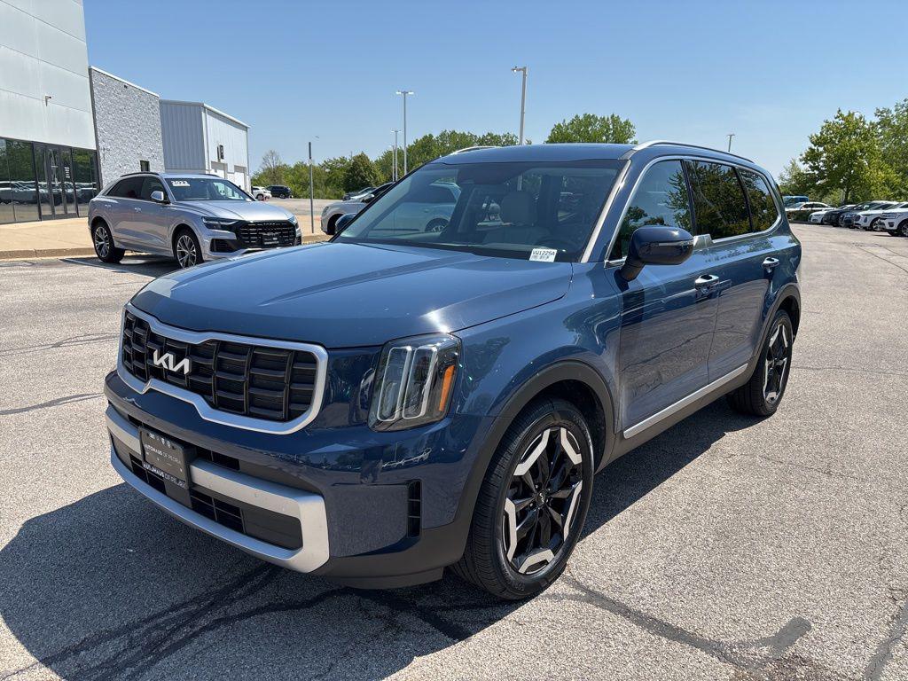 2023 Kia Telluride S AWD's photo