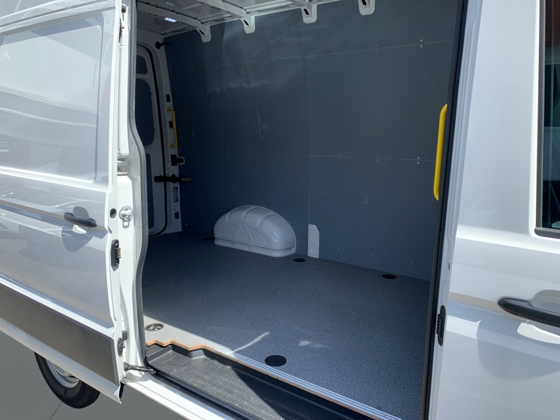 Volkswagen Crafter Kasten mittlerer Radstand